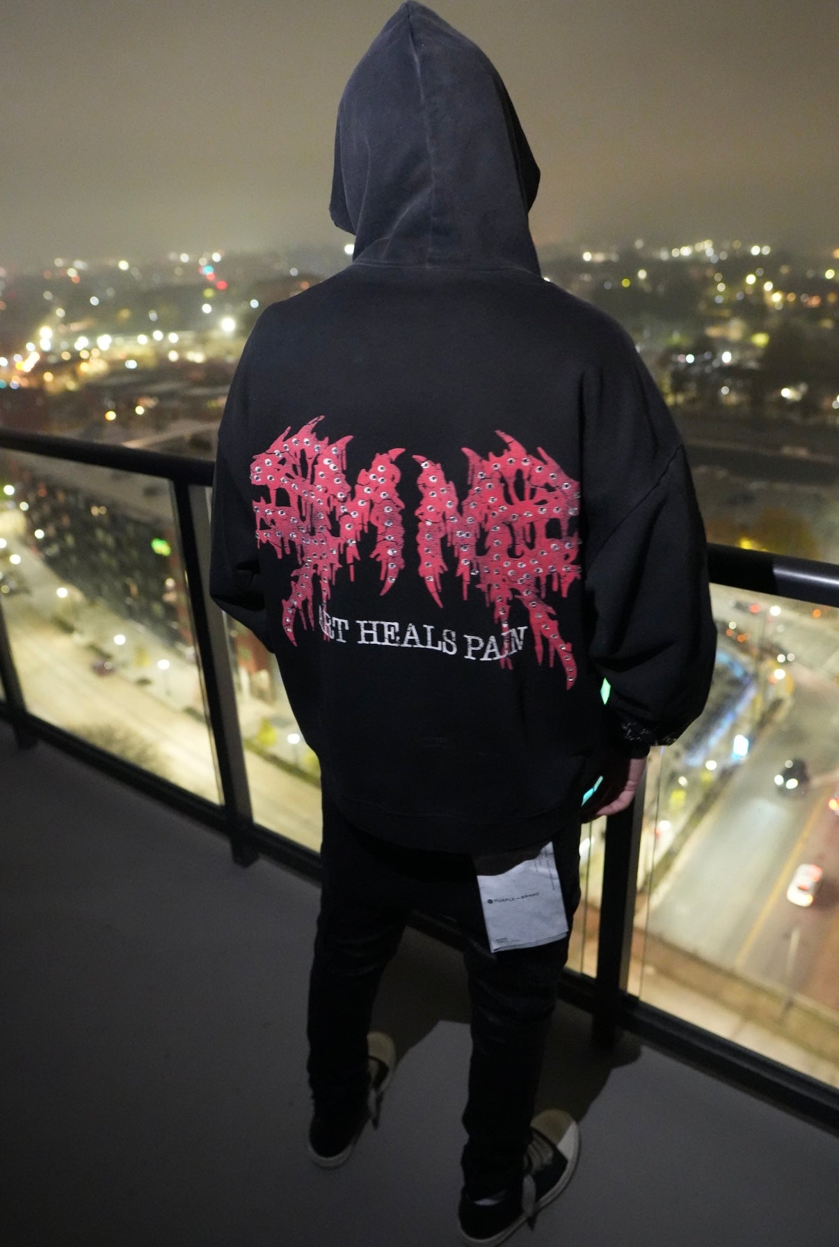 ART HEAL'S PAIN HOODIE
